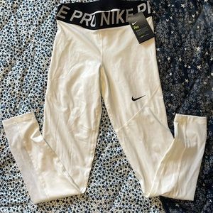 ✔️ Nike Pro Training leggings ✔️